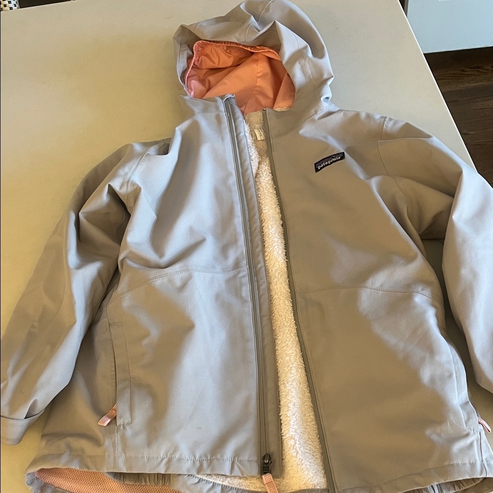 Patagonia kids 4 in 1 jacket Gray Jacket with Pink Lining